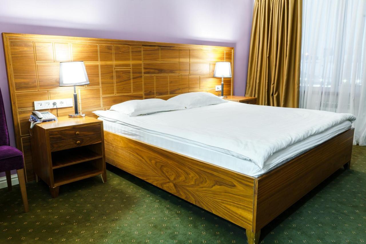 Hotel The Square Astana Zewnętrze zdjęcie
